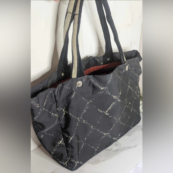 Chanel XL nylon A4 tote bag great everyday bag - Picture 4 of 16